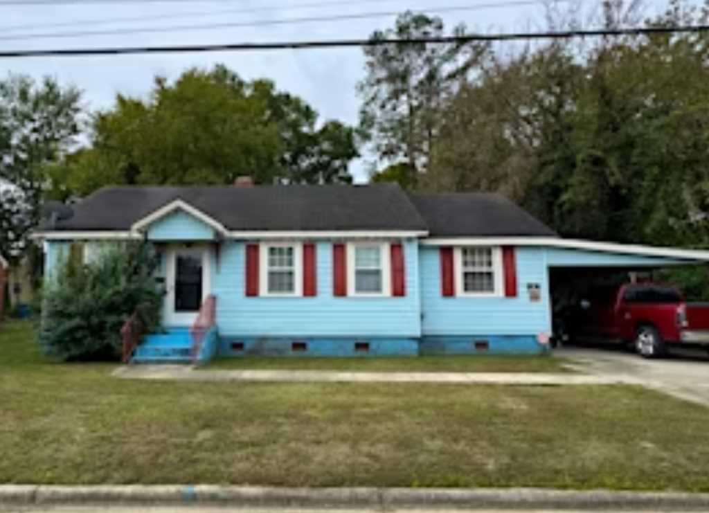 408 E Canary St, Dunn, NC