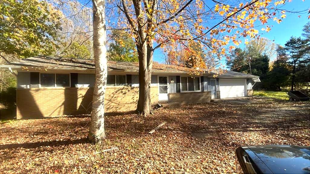 3755 Dartmouth Rd, Oxford, MI