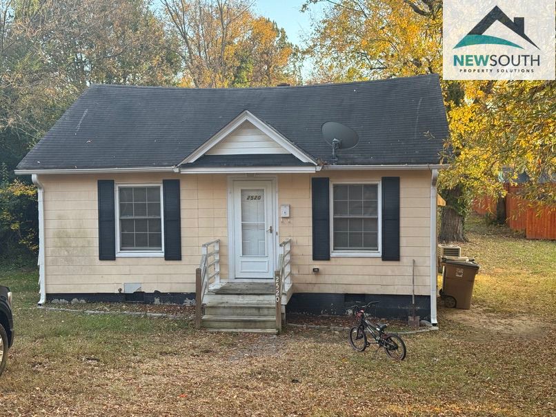 2520 Pear St, Greensboro, NC