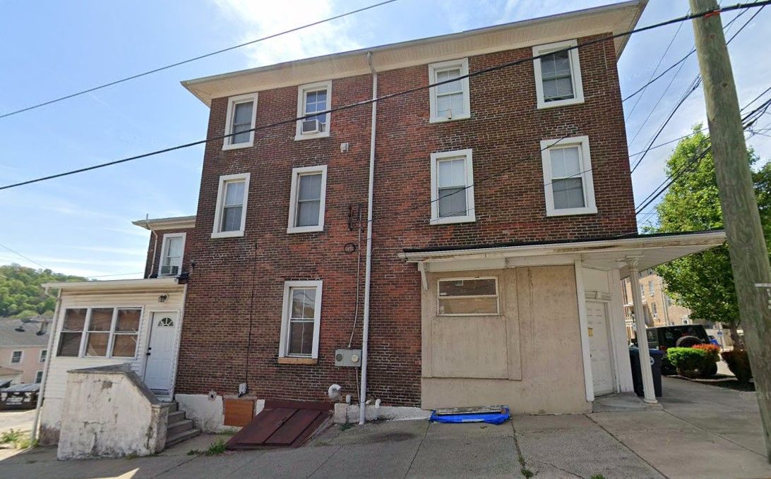 389 & 400 E Hector St, Conshohocken, PA