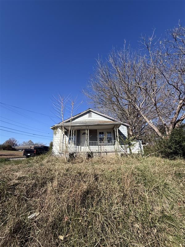 401 Vinearden Rd, Morganton, NC