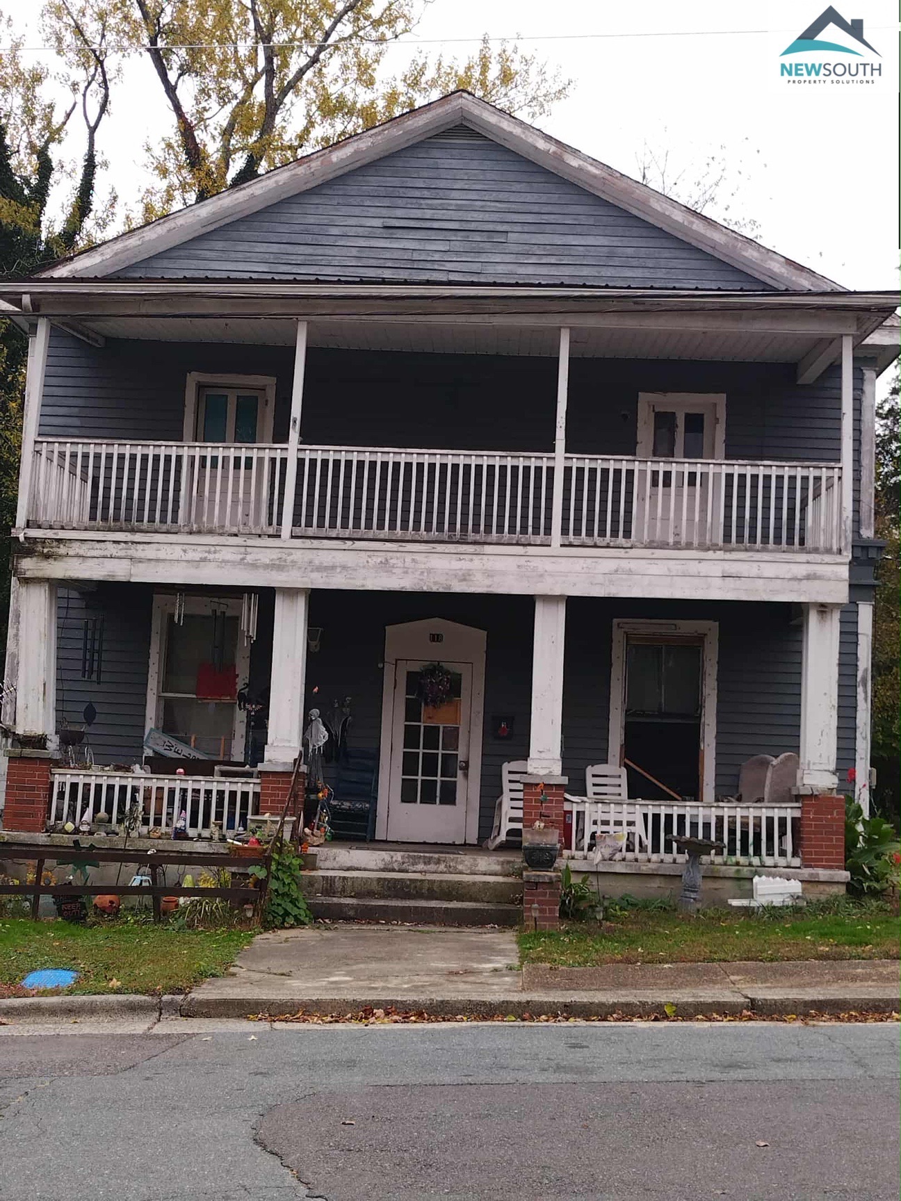 118 E Wilson St, Mount Airy, NC