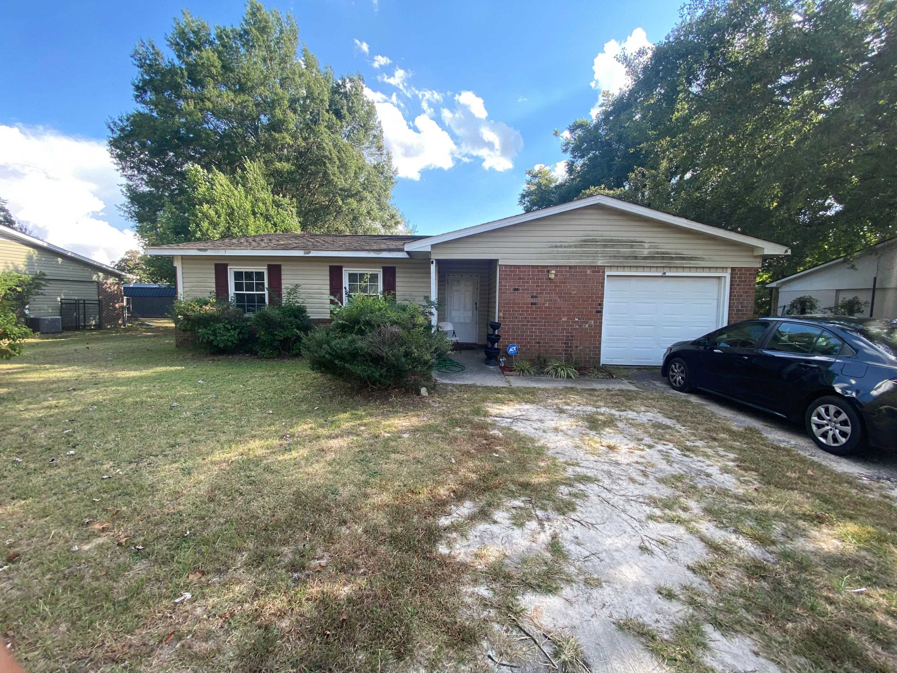 4765 Friar Ave, Fayetteville, NC