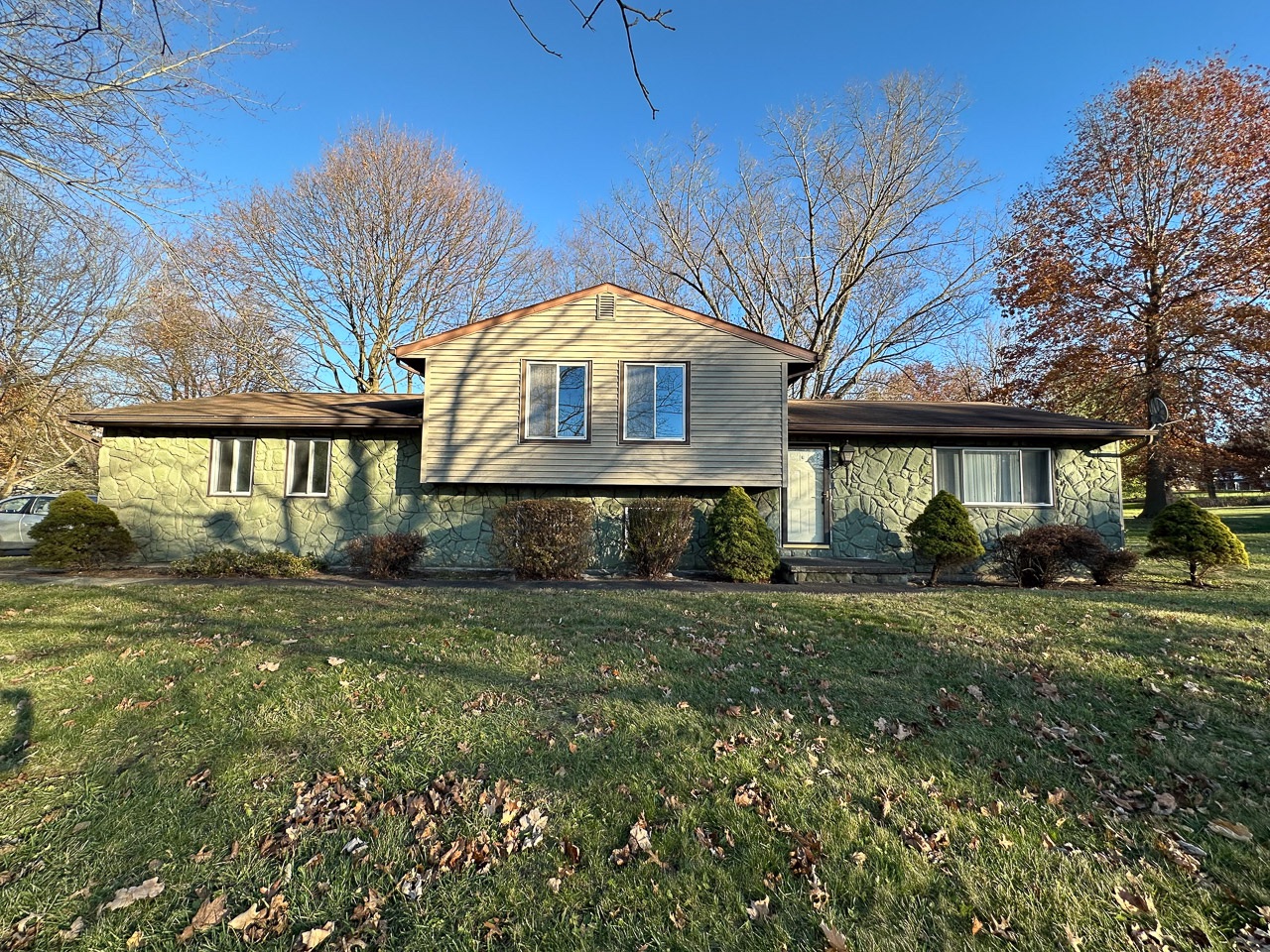 7606 Woodcrest Ave NE, Canton, OH