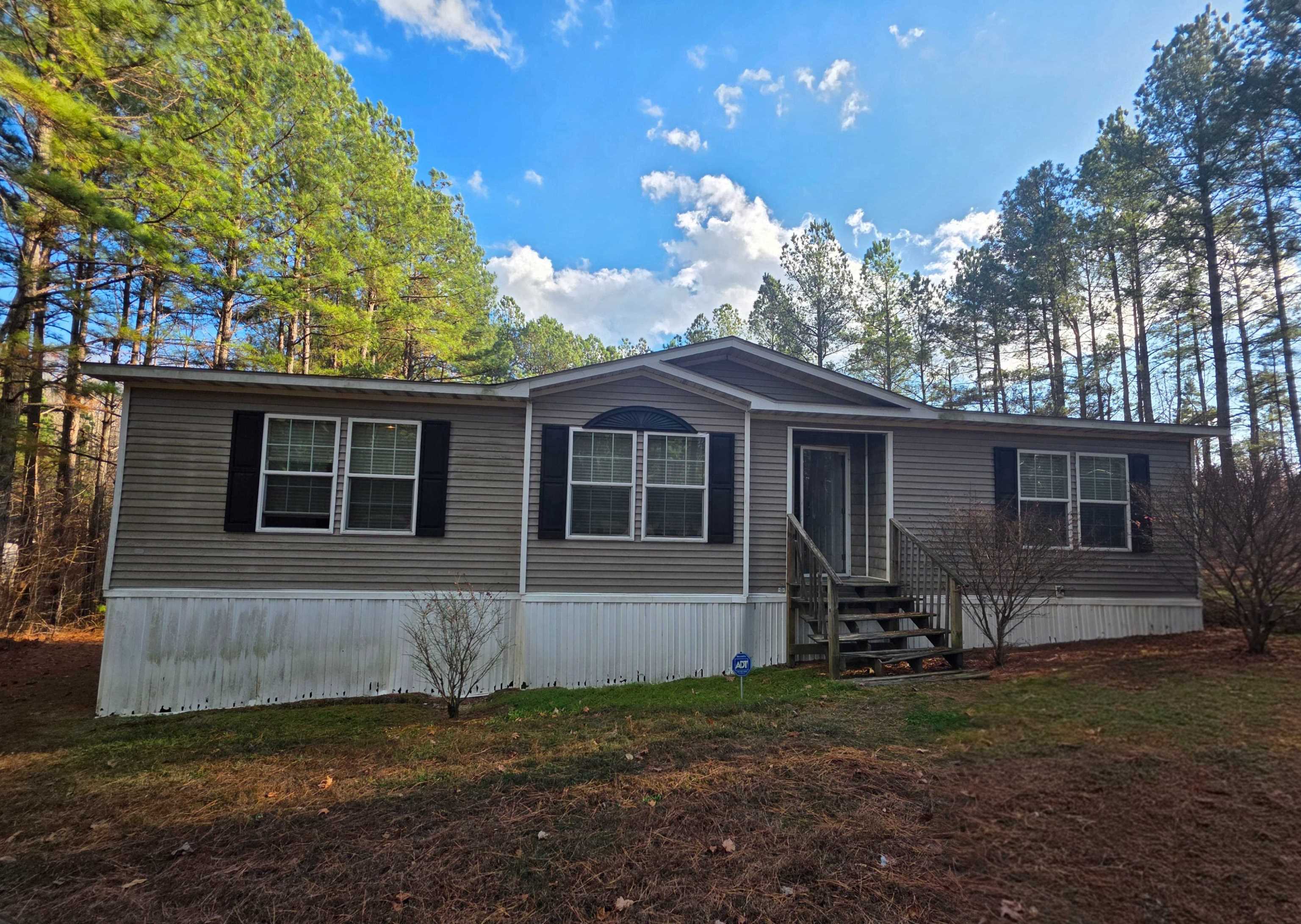 664 Glebe Rd, Henderson, NC
