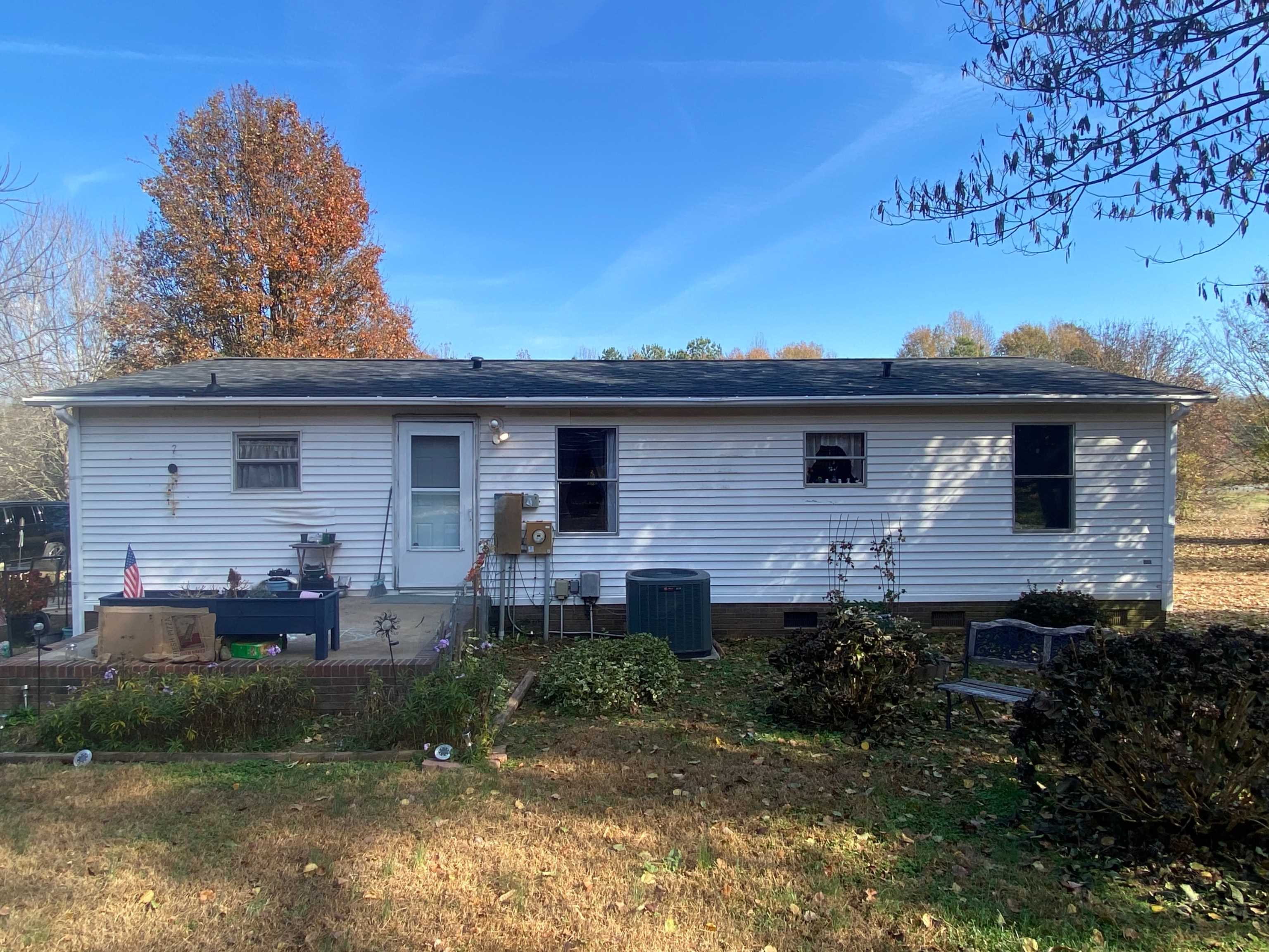 111 Green Meadows Dr, Kings Mountain, NC