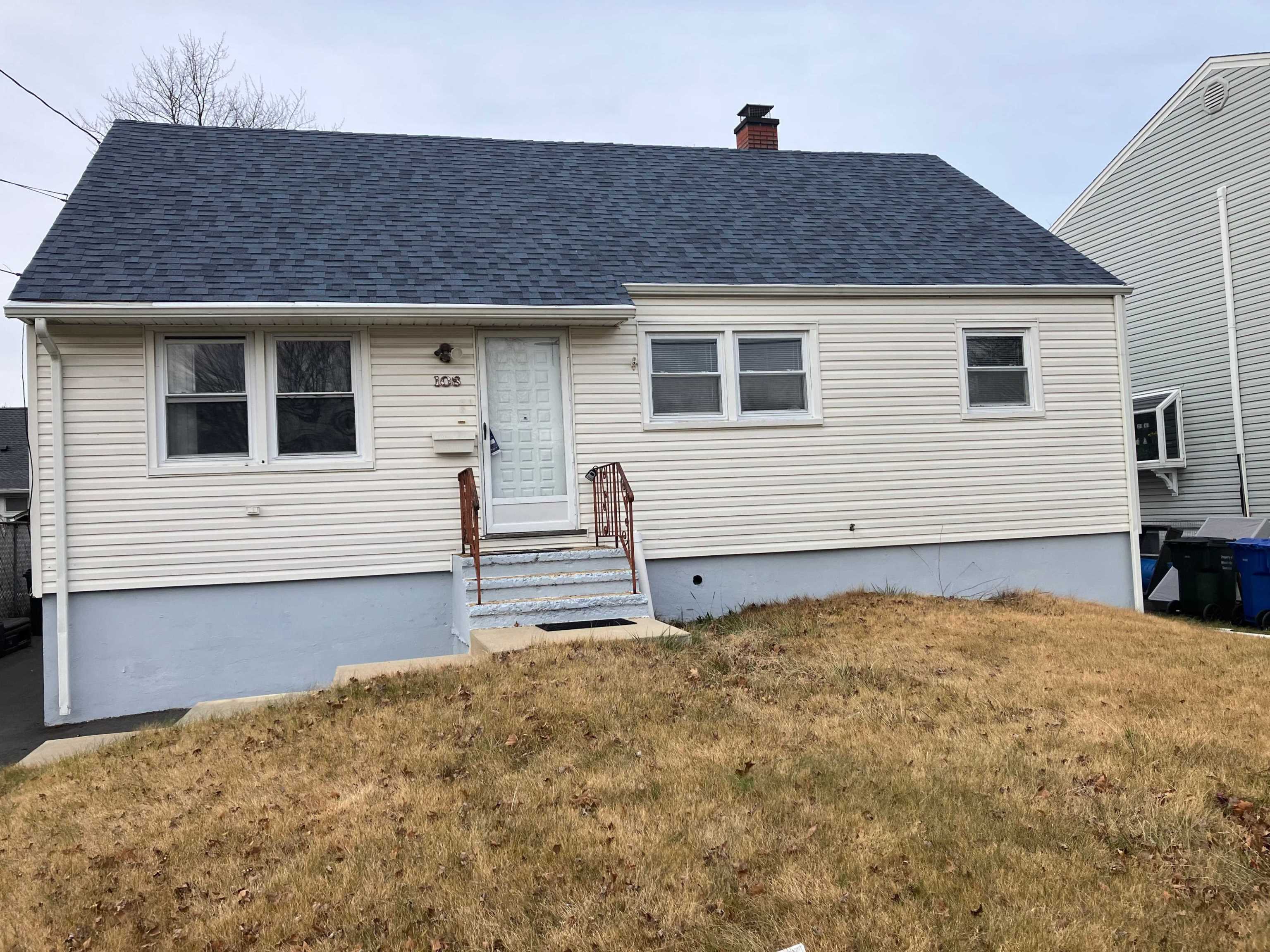 108 Bond St, Woodbridge Township, NJ