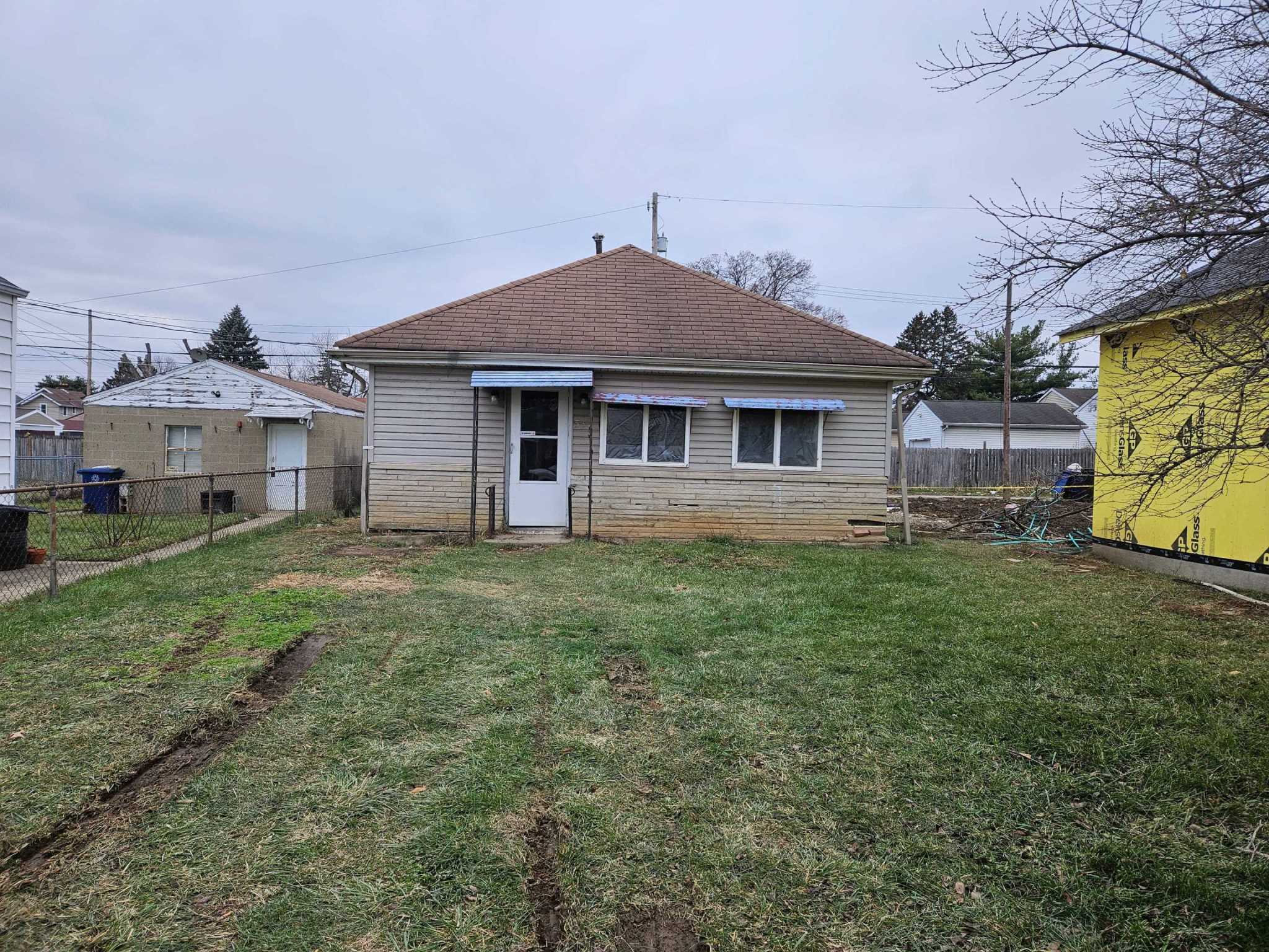 *** Helen St, Columbus OH 43223, Columbus, OH