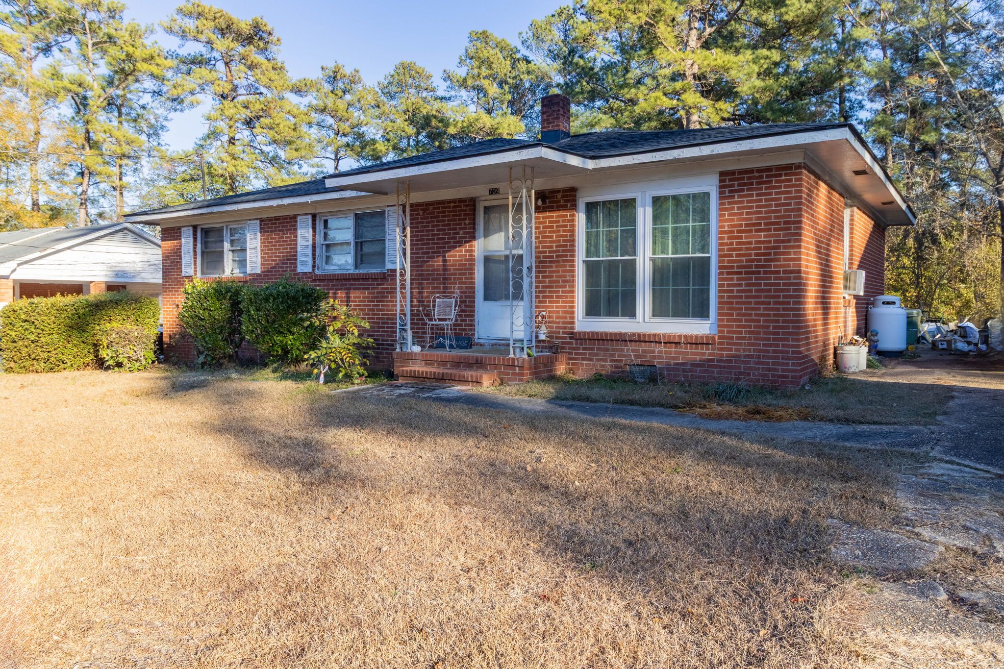 709 Shambrey St, Fayetteville, NC